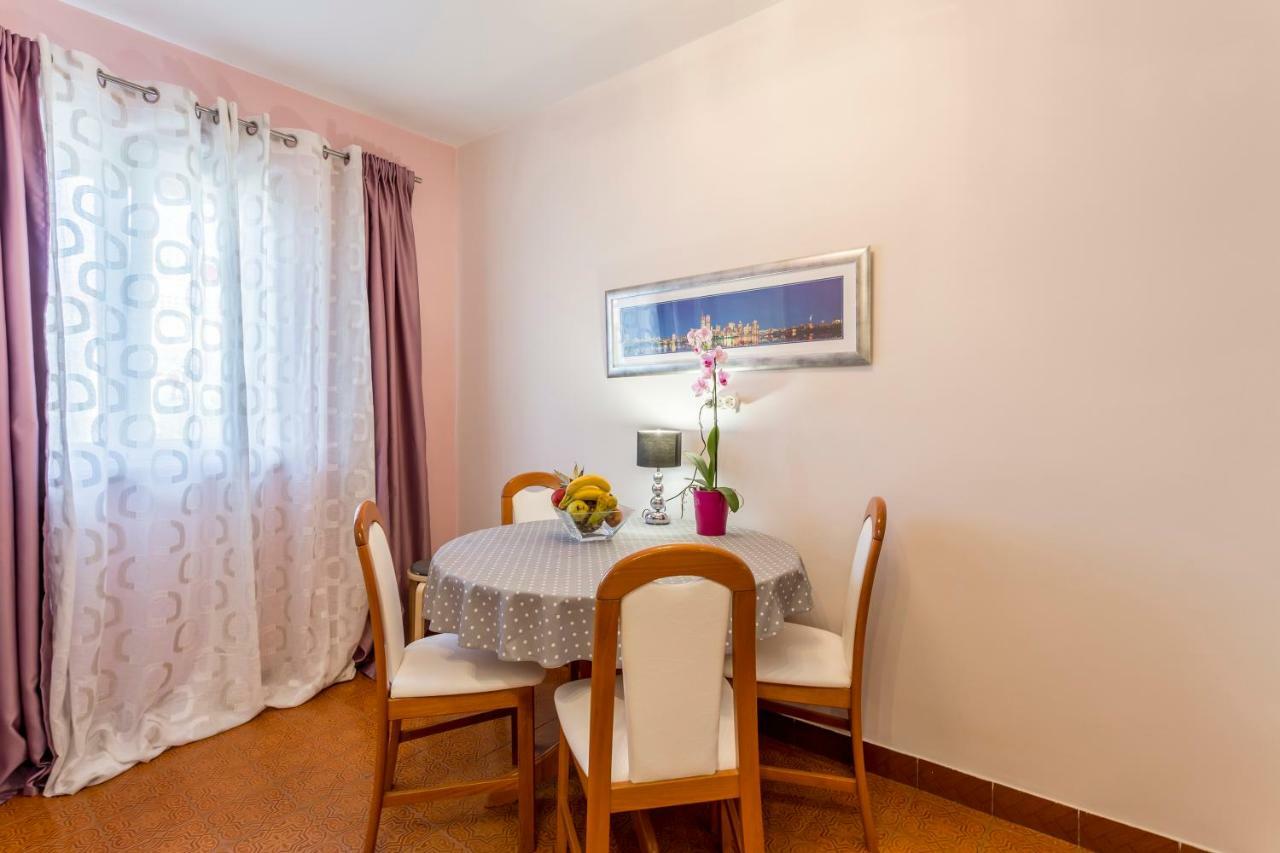 LaLu Apartment Split Bagian luar foto
